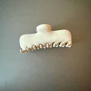 Undo Hairware 4” Claw Clip